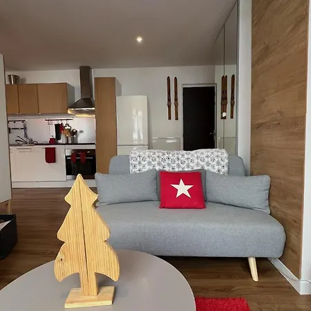 Apartment Rouge Canneberge -8 Personnes- 84m2 Vue Degagee Setaz