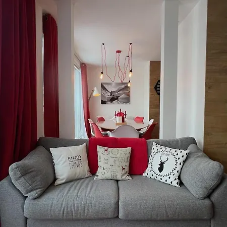 Apartment Rouge Canneberge -8 Personnes- 84m2 Vue Degagee Setaz Valloire