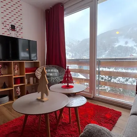 Apartment Rouge Canneberge -8 Personnes- 84m2 Vue Degagee Setaz *