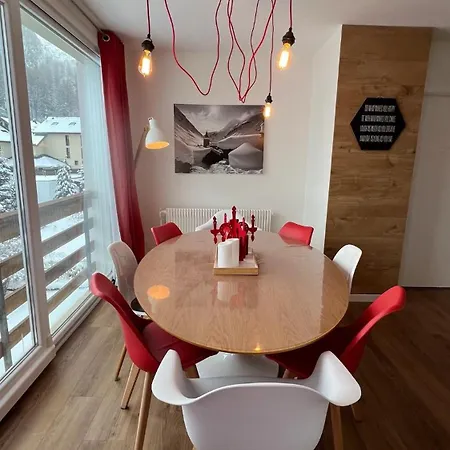 Rouge Canneberge -8 Personnes- 84m2 Vue Degagee Setaz *