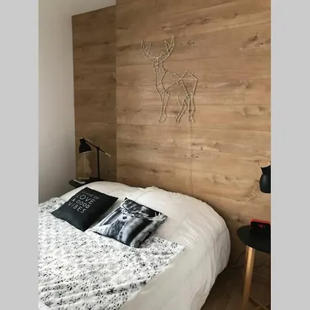 Apartment Rouge Canneberge -8 Personnes- 84m2 Vue Degagee Setaz Valloire